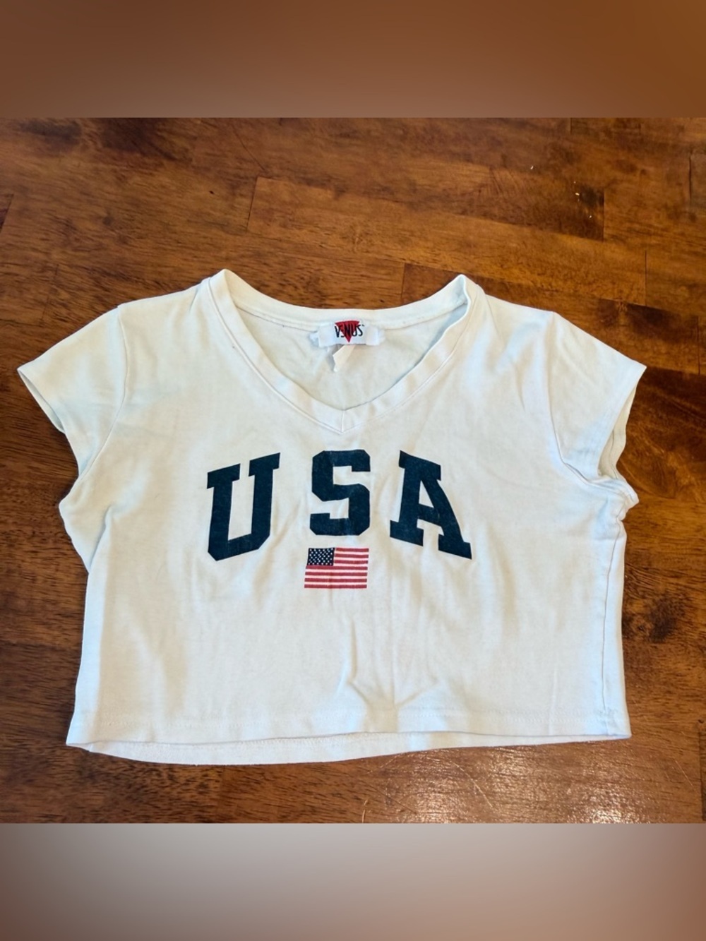 VTG VENUS USA Flag Graphic T-Shirt White V-Neck Crop Top Patriotic 4th of July S